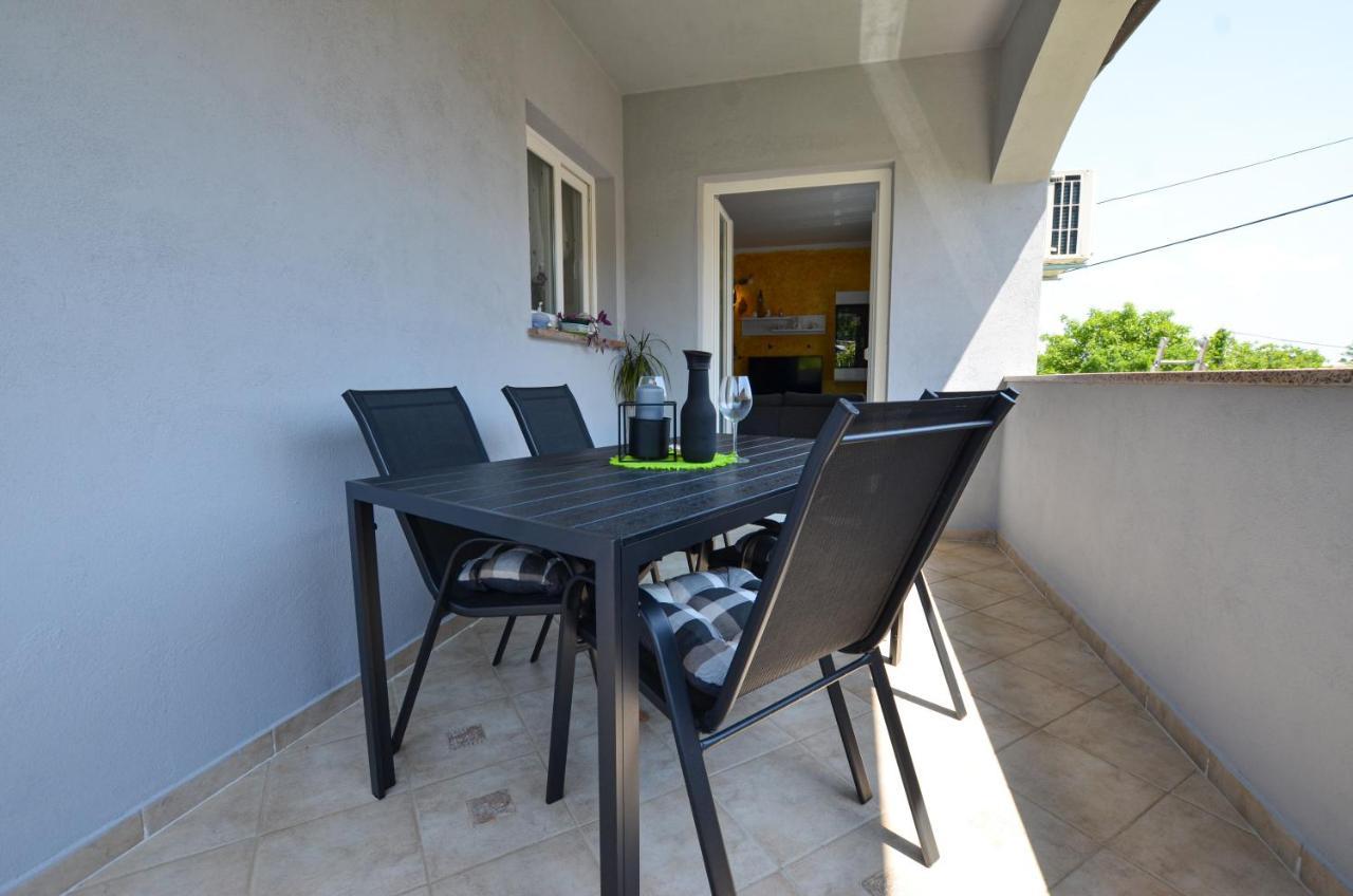 Noemi & Ana Apartment Rovinj Exterior photo